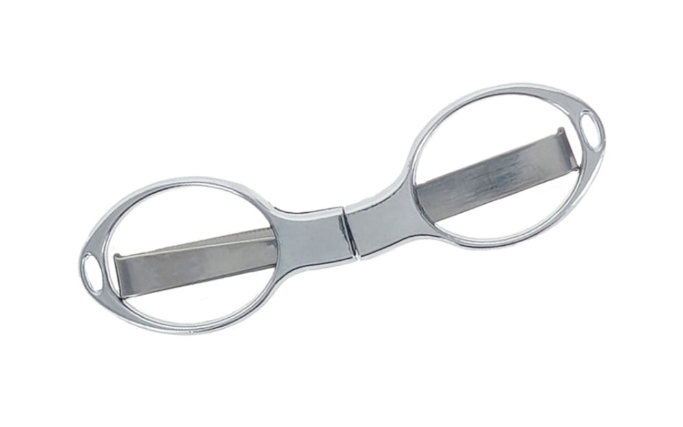 Compact Folding Scissors with micro serrated blade. Features a sliding mechanism for compactness. Versatile tool suitable for fishing & general household tasks, etc. Made by SE.