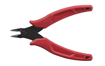 Klein Tools Precision Flush Cutter offers added comfort for cutting applications that demand precision and control. Improved knife design on these pliers snips soft wire up to 16 AWG for a flat, flush cut. Great for cutting small wire, zip ties and other fine material. Model D275-5. 