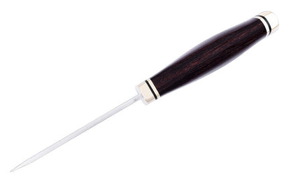 This 192 Vanguard Fixed Blade Knife & Leather Sheath from Buck Knives is a classic & is made for field work & big game hunters. The contoured handle & safety guard make maneuvering through field dressing a breeze. The drop point blade is made from industry standard 420HC stainless steel blade for supreme edge retention