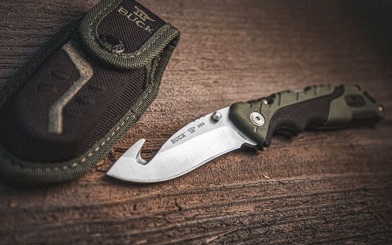 Buck Knives 660 Pursuit, Large Folding Knife with Guthook is a multi-purpose hunting knife, the Pursuit series fills the need for a mid-range hunting knife designed from the beginner to the experienced, serious hunter. Includes a polyester sheath. 3-5/8" long blade. Model 0660GRS-B. 033753151583