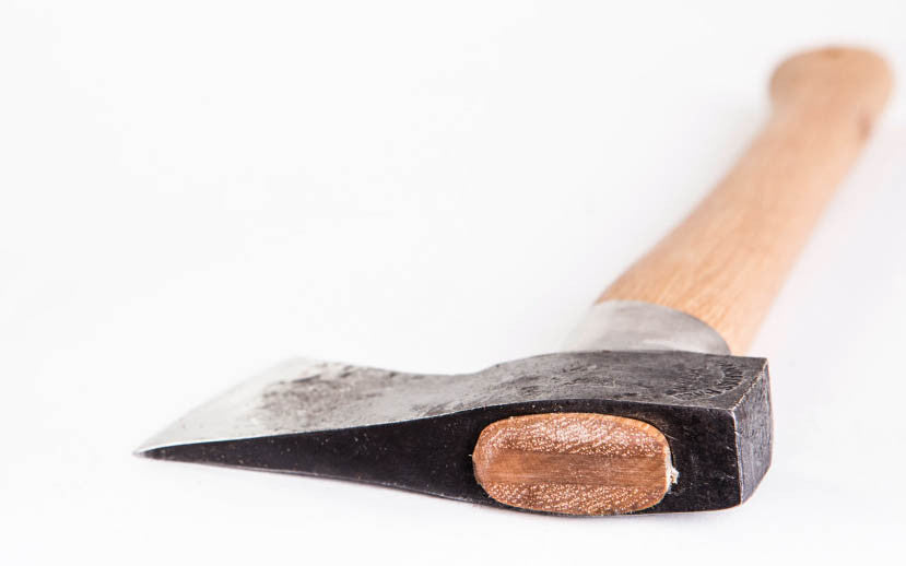 Gransfors Bruk Outdoor Axe with Collar Guard No. 425