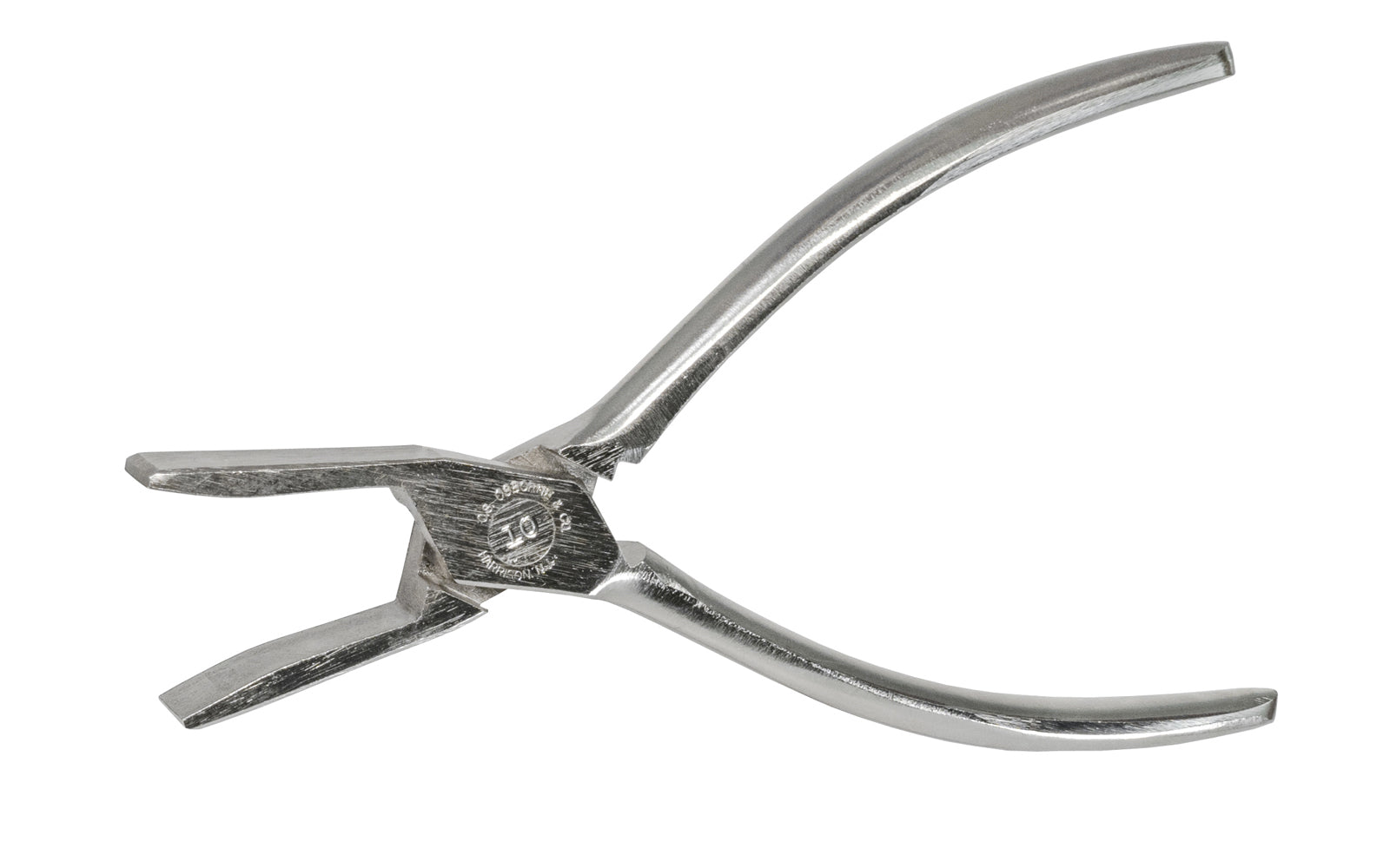 C.S. Osborne Cantle Pliers - Model No 10 ~ American-made cantle plier. Pro grade plier is forged from high carbon steel. These zinc plated Cantle Pliers are used to tightly form the leathers around the perimeter of the cantle of a saddle. The jaws are smooth so they don't mar the leather. Great tool for forming leather ~ Made in USA ~ 096685654027
