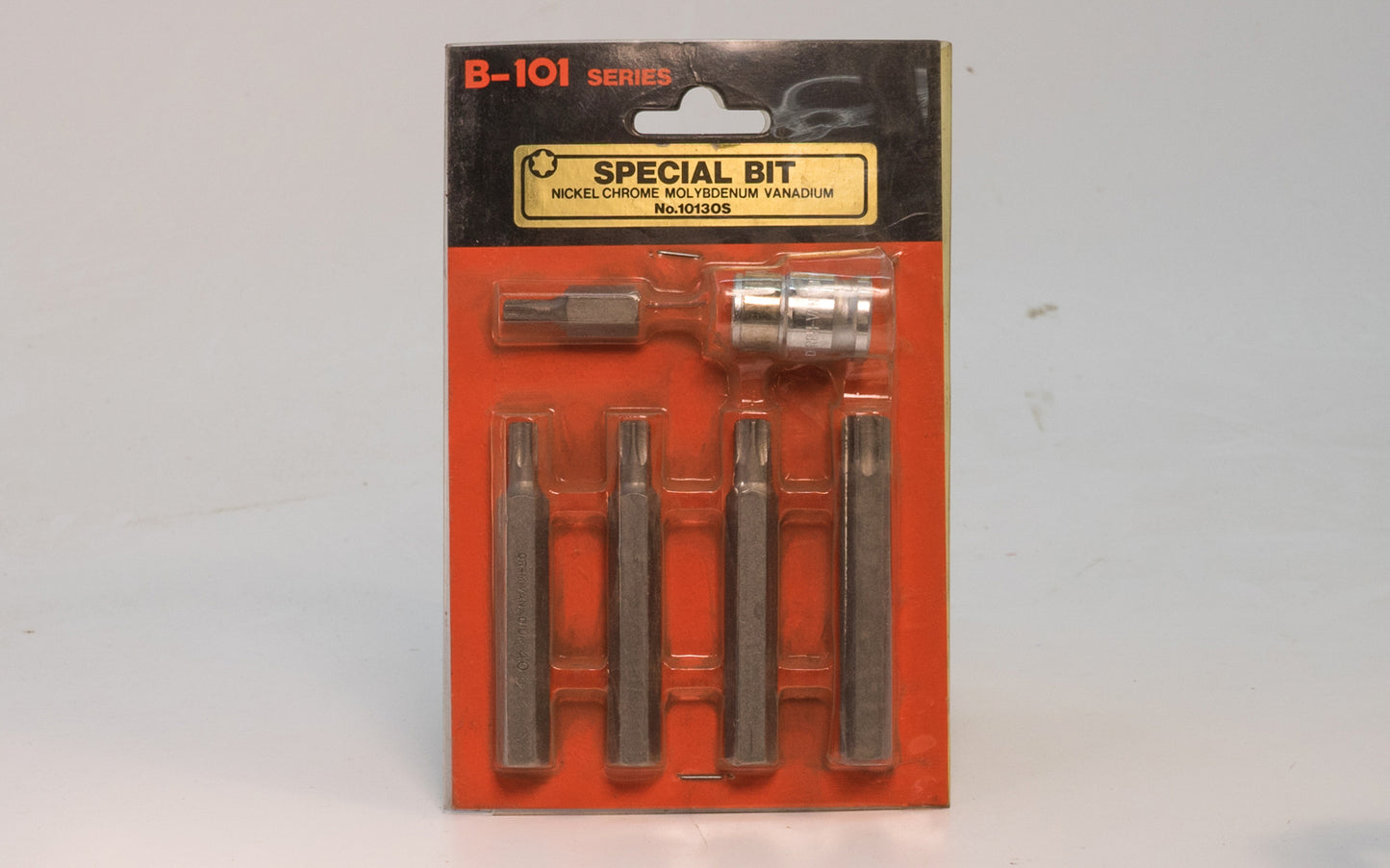 Suekage Torx Drive Bit & Socket Set 1/2" Dr. Torx Sizes: T30, T40, T50, T55. Nickel Chrome Molybenium Vanadium - Made in Japan.