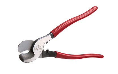 These Klein Tools high-leverage cable cutter cuts aluminum, copper & communications cable. Cable-gripping shear-type jaws provide exceptional cutting capability. Through-hardened, not case-hardened, cutting surfaces are longer-lasting. Model 63050. Made in USA.