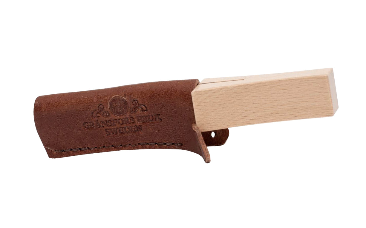 Gränsfors Bruk Diamond Sharpening File - Made in Gränsfors, Sweden · No. 4032 Model ~ Coarse & Fine diamond file ~ Made with excellent craftsmanship ~ 230 grit & 400 grit. Includes a grain leather sheath ~ Since 1902 - straight, finely-cut steel file with a wooden handle. 7391765403209