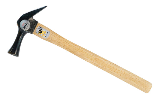 This smooth face Japanese Dogyu Kariwaku hammer is a good all-purpose hammer that's great for framing work. Hammer claw is shorter than most hammer claws, resulting in more leverage in nail pulling. Wooden handle is made of Japanese White Oak - Weight:  690 g  /  24.33 oz - 4962819001035 - 390 mm (15-1/2") Length 