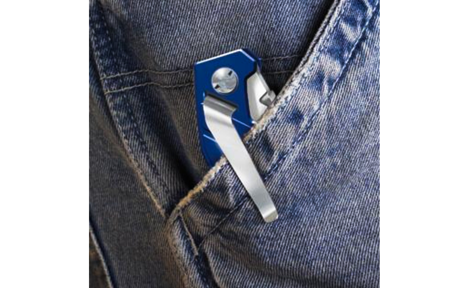 Irwin Folding Utility Knife - 2089100. The Irwin Folding Utility Knife is a heavy duty utility knife which includes a quick change button, wire stripper notch, & an anchored belt clip. 038548093215