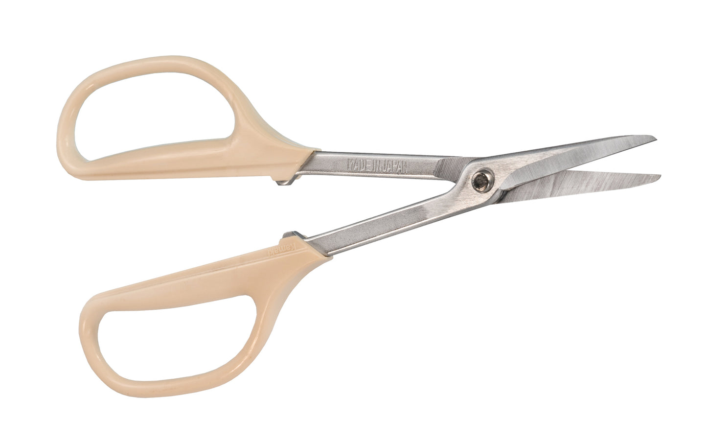 Japanese multi-purpose garden snip by Kamaki that makes smooth cuts. High carbon steel, the cutting edges are sharp & cut nicely. For various garden tasks such as trimming, pruning, thinning, & general purpose cutting. Good for working with & arranging flowers. Handles are extra large for a good grip. 4953699007705