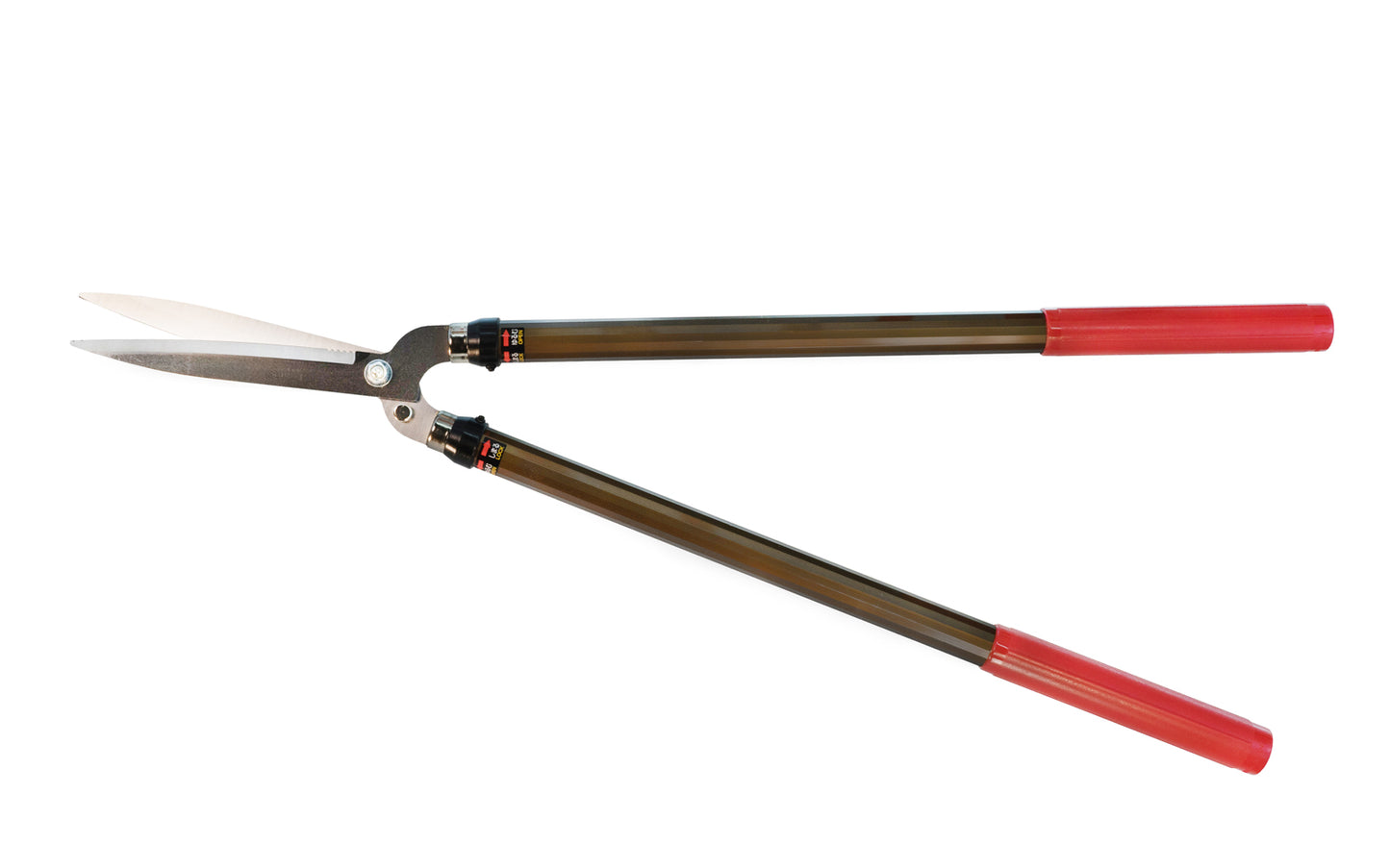Japanese Telescopic Hedge Shears made by Kamaki in Japan. Made of high carbon steel, the cutting edges are sharp & cut nicely. Works great for various garden tasks such as trimming, thinning, & shearing. The handles are extra large for a good grip. Extends out to 48" overall length (1.2 m). Made in Japan. 4953699412004