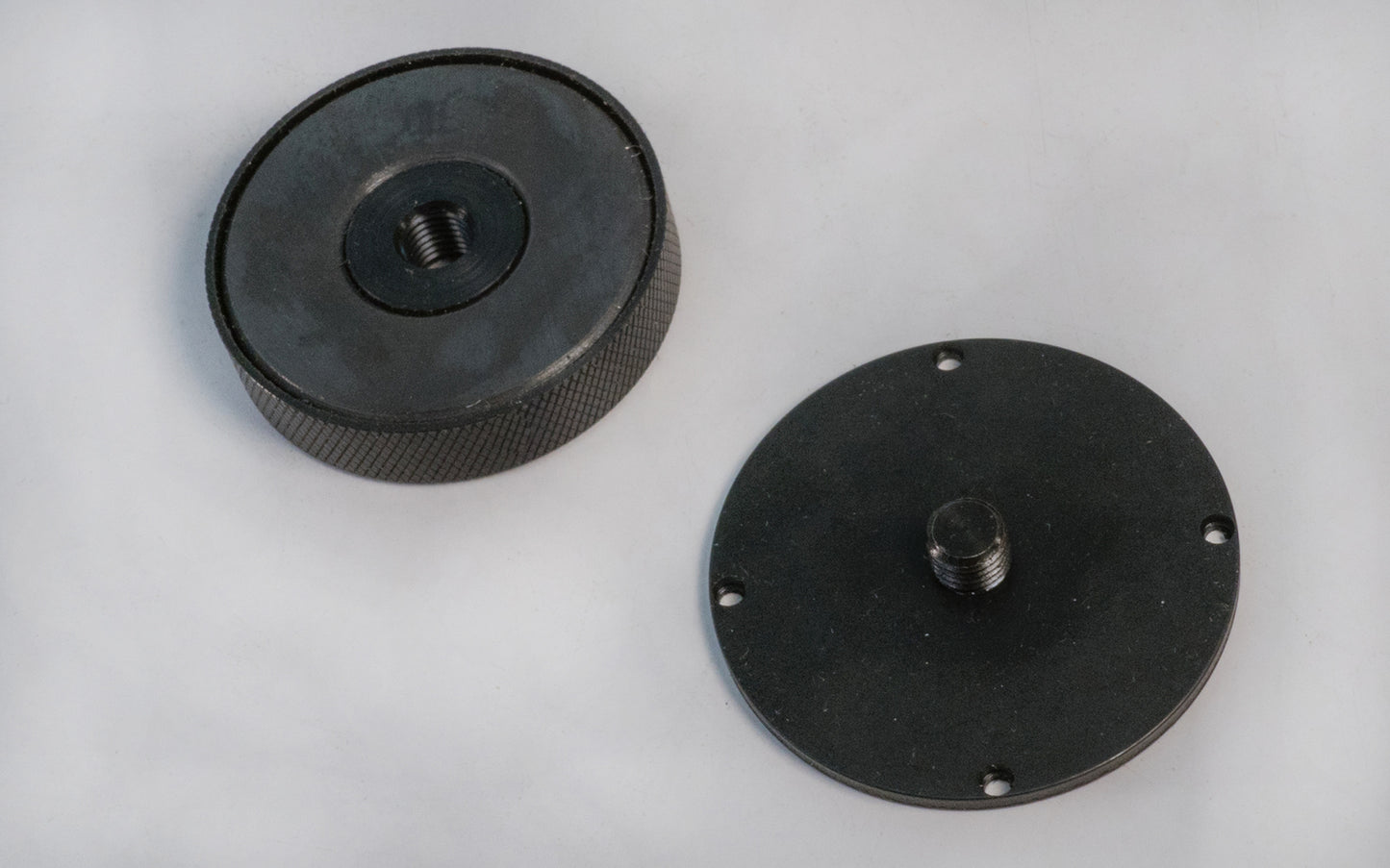 The Starrett 676-2 Magnetic Block. These magnetic backs provide a quick and easy means of attaching any Starrett AGD indicator to flat, ferrous metal surfaces. A real time saver for machine, jig and fixture set up. Requires no clamps, rods or snugs.   Made in USA. 