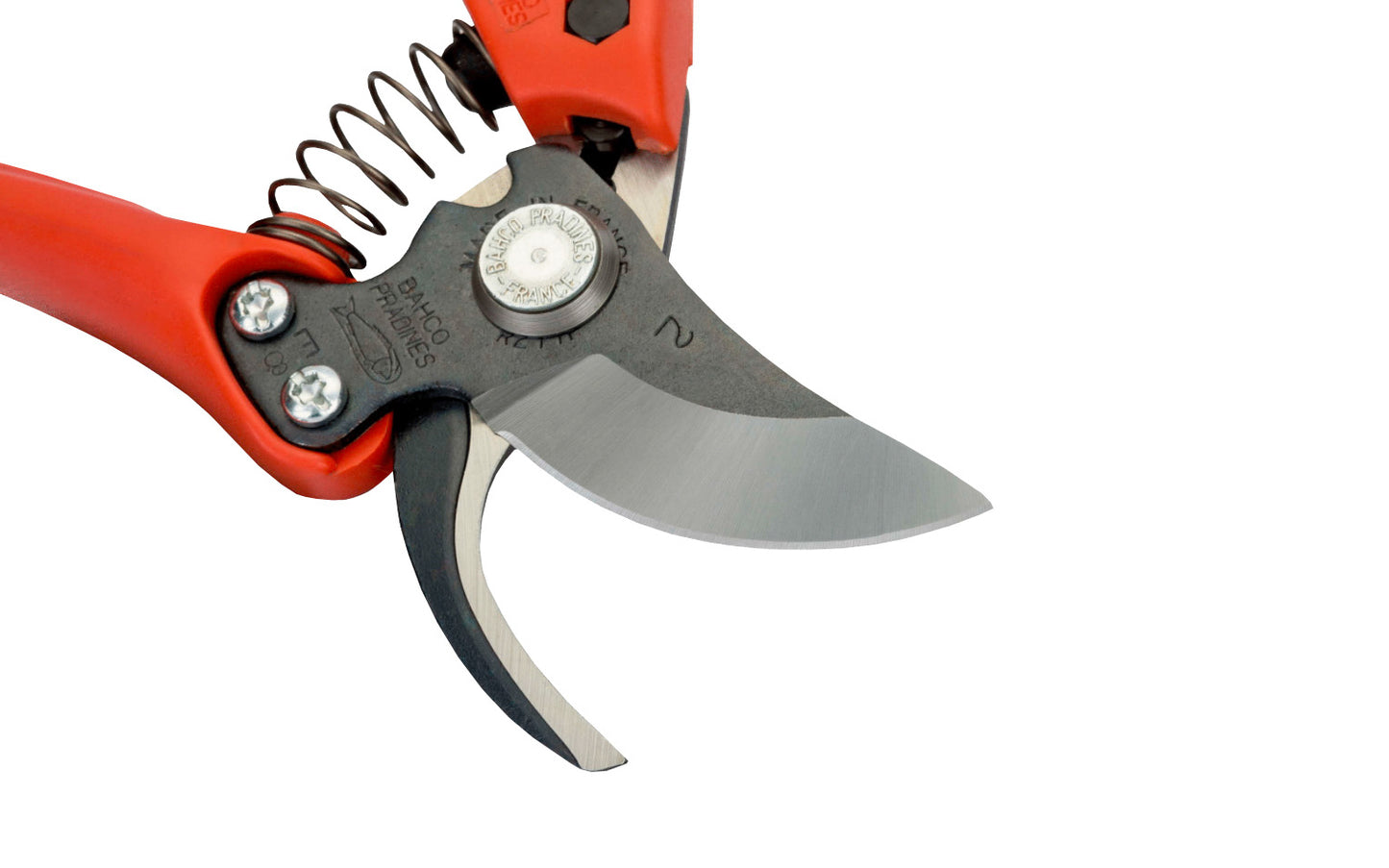 French-made Bahco Bypass Pruners P1-20 are pruners with sharp cutting edges & give nice smooth cuts when used. High-performance blades with slicing cut & precision grinding. Long-lasting sharpness & clean cutting with less friction thanks to the blade grinding process.  3/4" (20 mm) cutting diameter max. 7311518044572