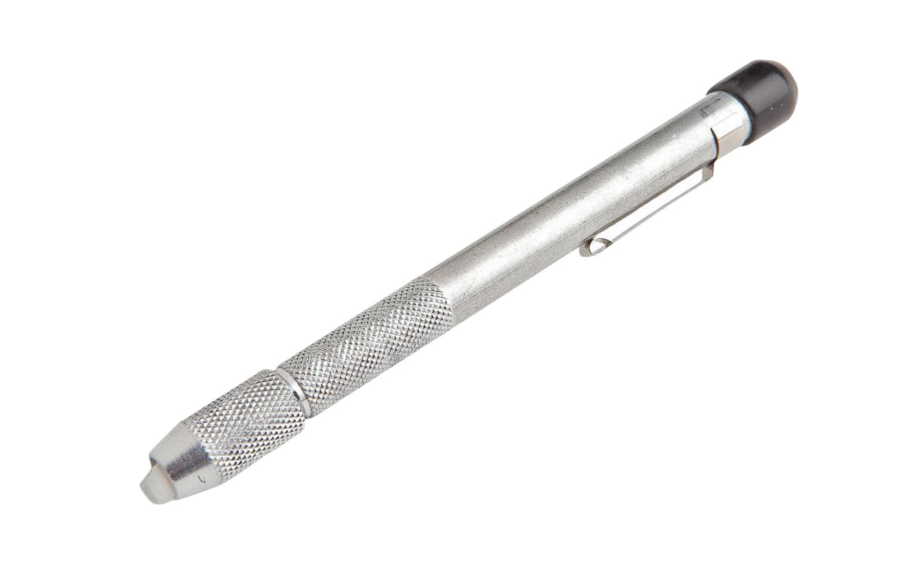 This aluminum soapstone pencil holder holds 1/4" round soapstone pieces & has  an inner sleeve collet to separate the soapstone for maximum grip & protection. Soapstone handle holder has a slim line brass holder with a convenient pocket clip. Easily adjustable. Made by Forney Industries. Model 70807. 032277708075