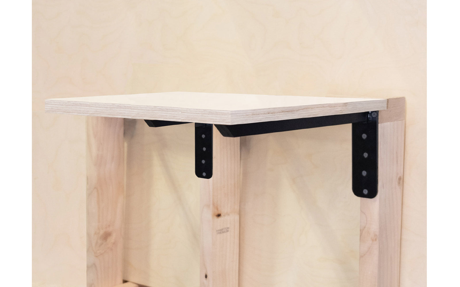 FastCap 14" L Speedbrace. L-Brace has a slim design to support countertops & breakfast bars. Countersunk holes on both sides. It’s fabricated at 91-degrees to hold heavy loads to level at 90-degrees under load. Model SB-14-L BRACE. 663807030627