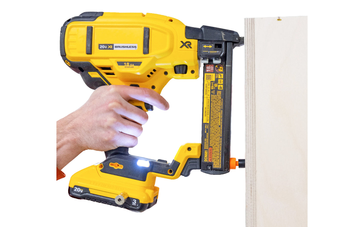 FastCap "Shoot Straight" for nail guns helps prevents blow out. FastCap Model SHOOT STRAIGHT. Strong neodymium magnet in base. Great for cabinet assembly, framing, etc. Strong neodymium magnet easily attaches to any metal magazine & can be removed if the nail gun needs to be at an angle. 663807030320