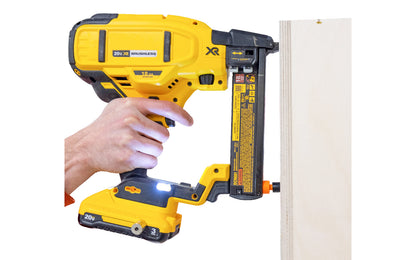 FastCap "Shoot Straight" for nail guns helps prevents blow out. FastCap Model SHOOT STRAIGHT. Strong neodymium magnet in base. Great for cabinet assembly, framing, etc. Strong neodymium magnet easily attaches to any metal magazine & can be removed if the nail gun needs to be at an angle. 663807030320
