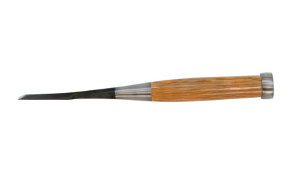 High quality Japanese Seigen Saku socket chisel 18 mm (11/16") with high-grade Japanese laminated steel. The whole chisel itself has a well-balanced feel when in your hand with it's long blade, making it ideal for woodworkers. The beveled edges help the chisel work with accuracy in tight spots. Made in Japan.