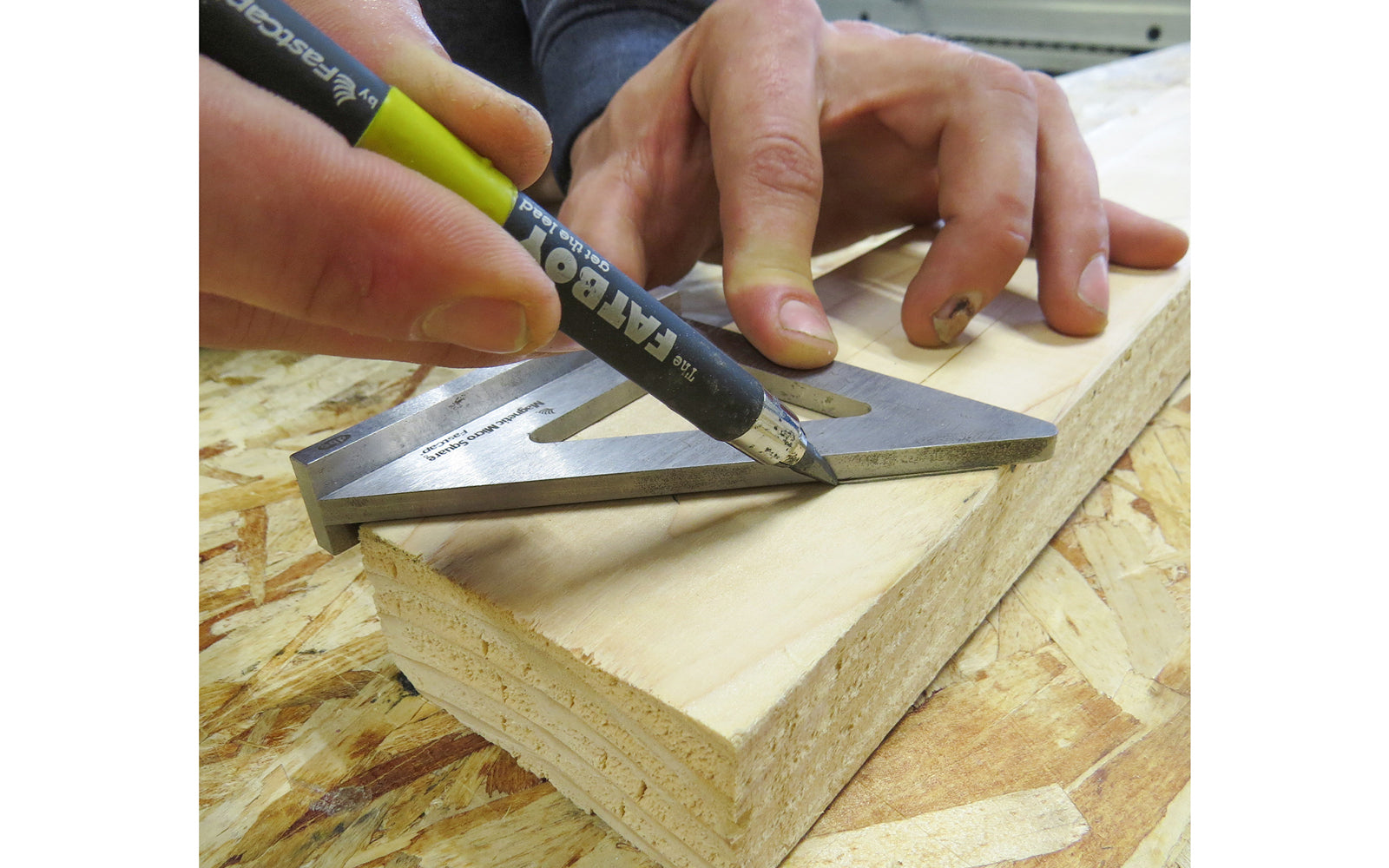 FastCap 3-3/4" Magnetic 45° Square - Great for setting blade heights, & for setting 45° & 90° blade angles ~ Model No. MAG MICRO 45 DEGREE